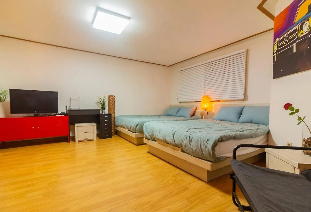 Apartment Hongdae Wide 1 Room Seoul