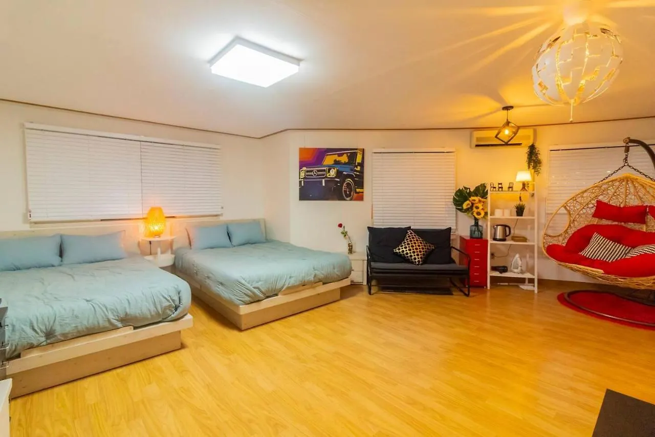 Apartment Hongdae Wide 1 Room Seoul