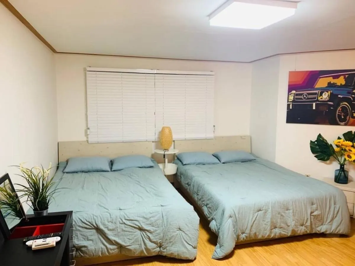 Hongdae Wide 1 Room Seoul