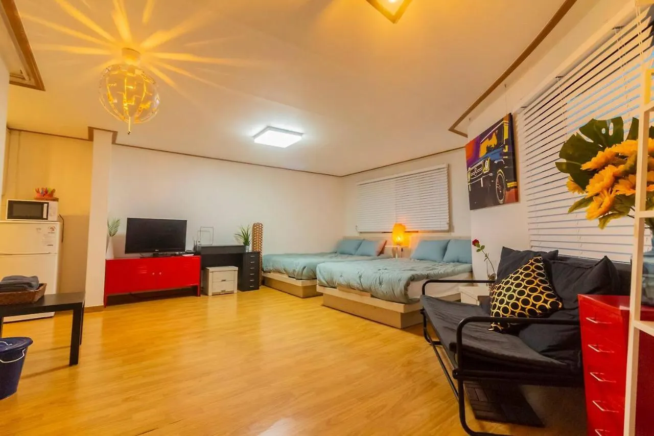 Hongdae Wide 1 Room Seoul