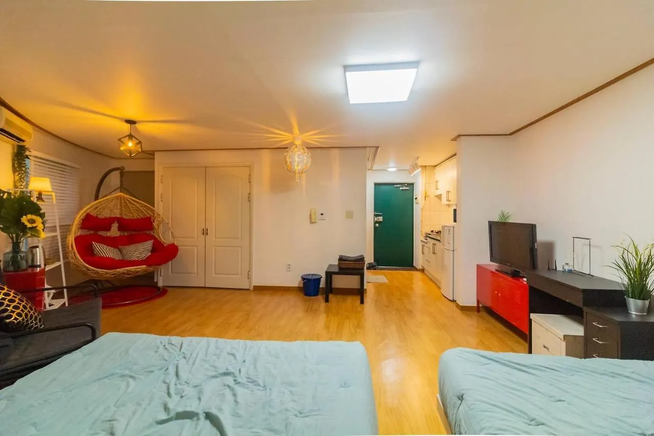 Hongdae Wide 1 Room Seoul 0*,  South Korea